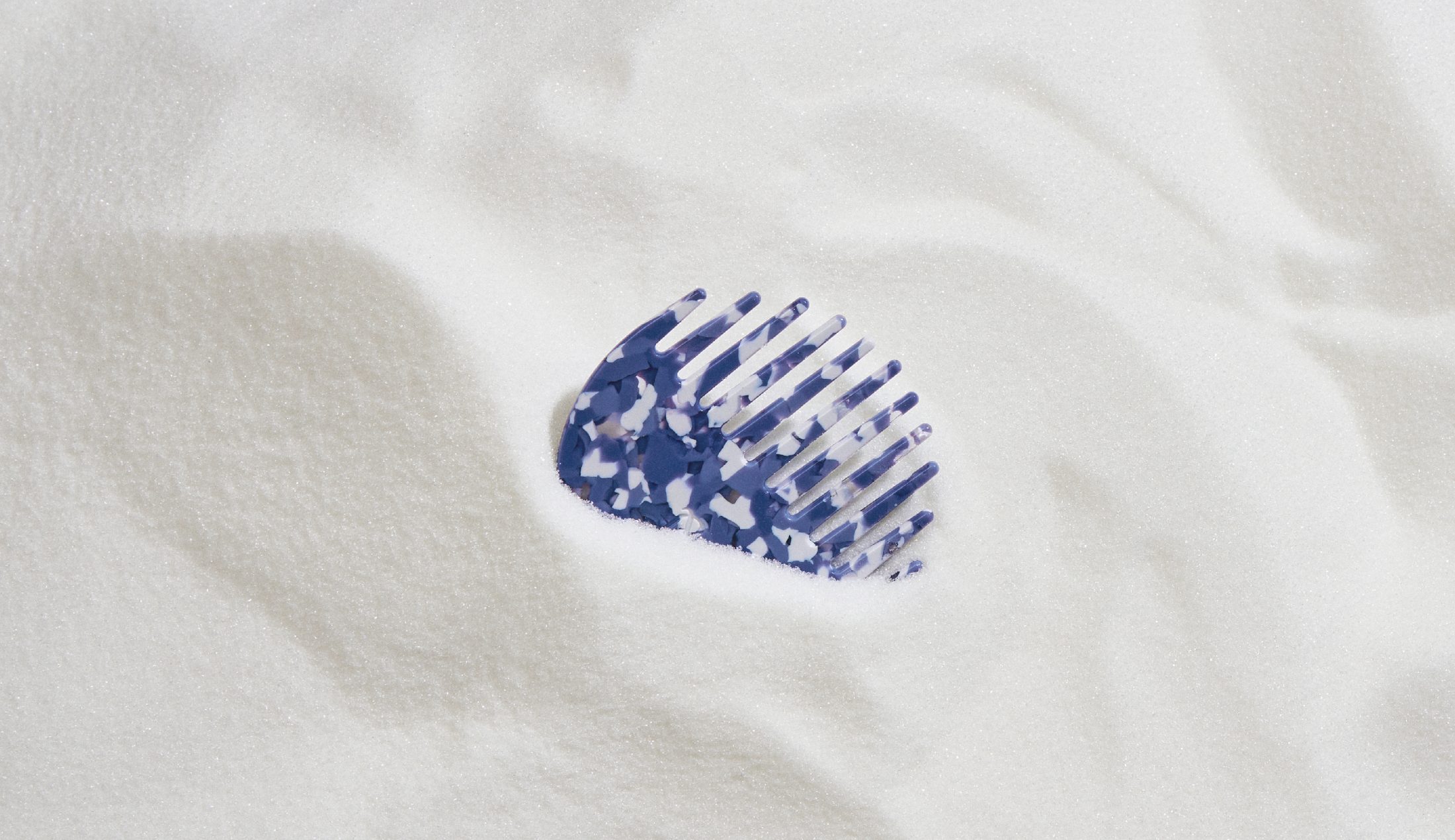Plant cellulose comb in custom brand blue for United & Free
